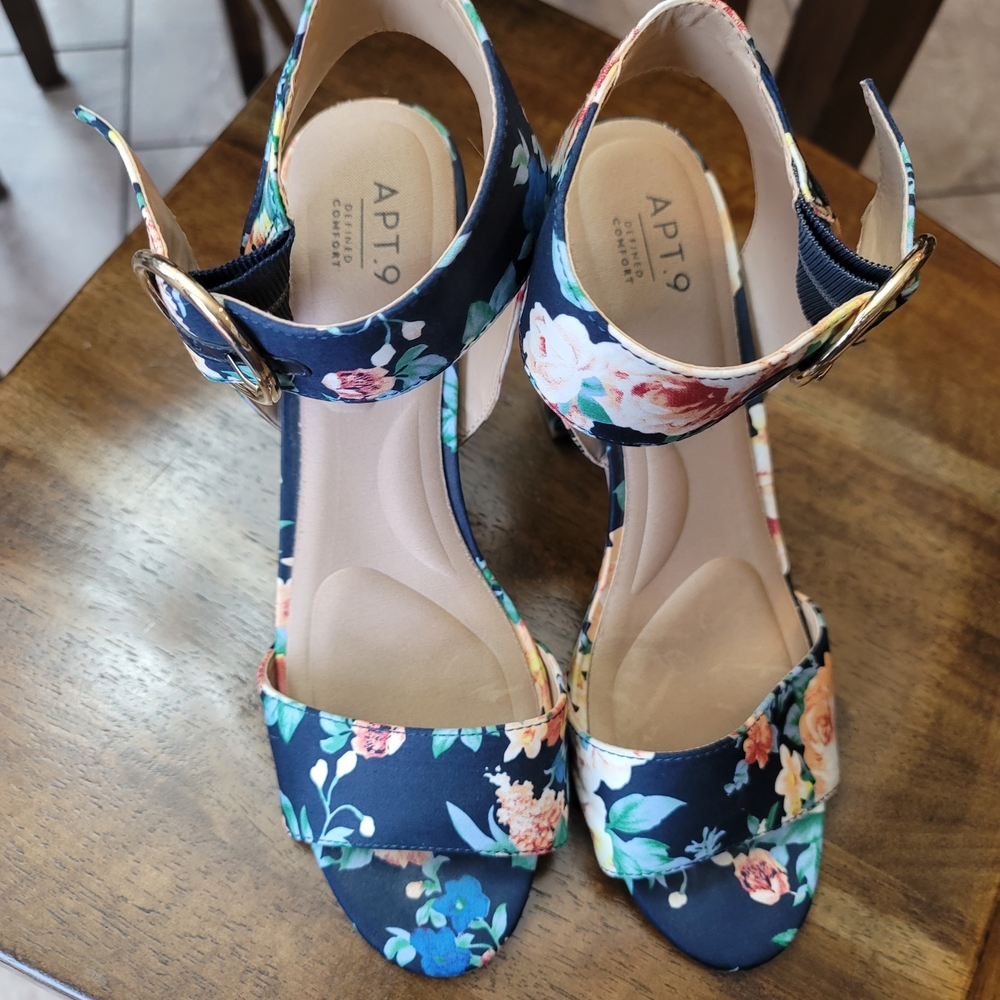 Apt. 9 Navy Floral Ankle-Strap Sandals